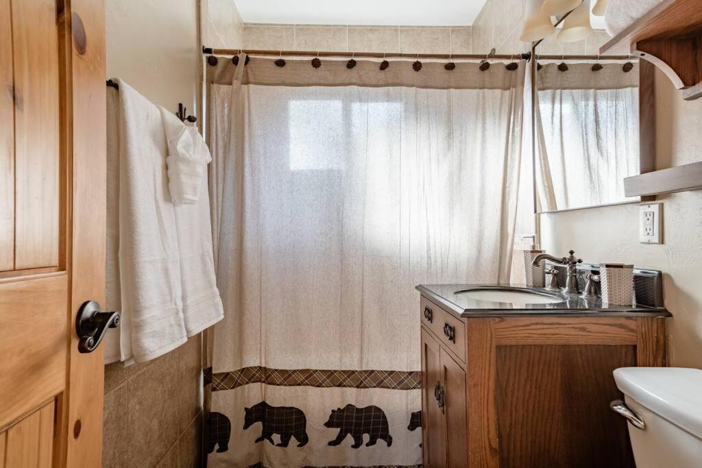 Hot Tub*Kids Room*Family Cabin Big Bear City Exterior photo